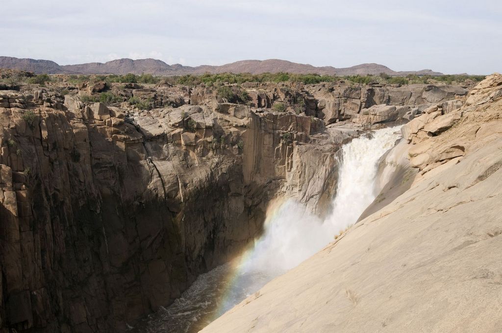 6253199664 a74831a6fb b.1180x0