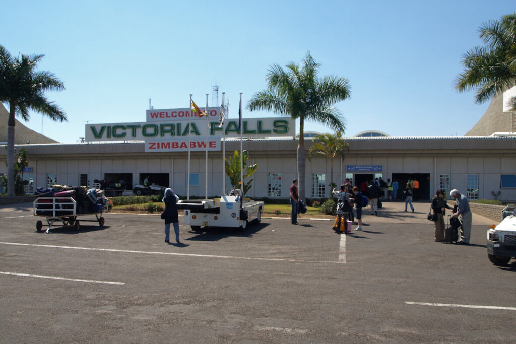 victoria falls flughafen.1180x0